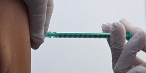 Covid-19 pfizer vaccine injection
